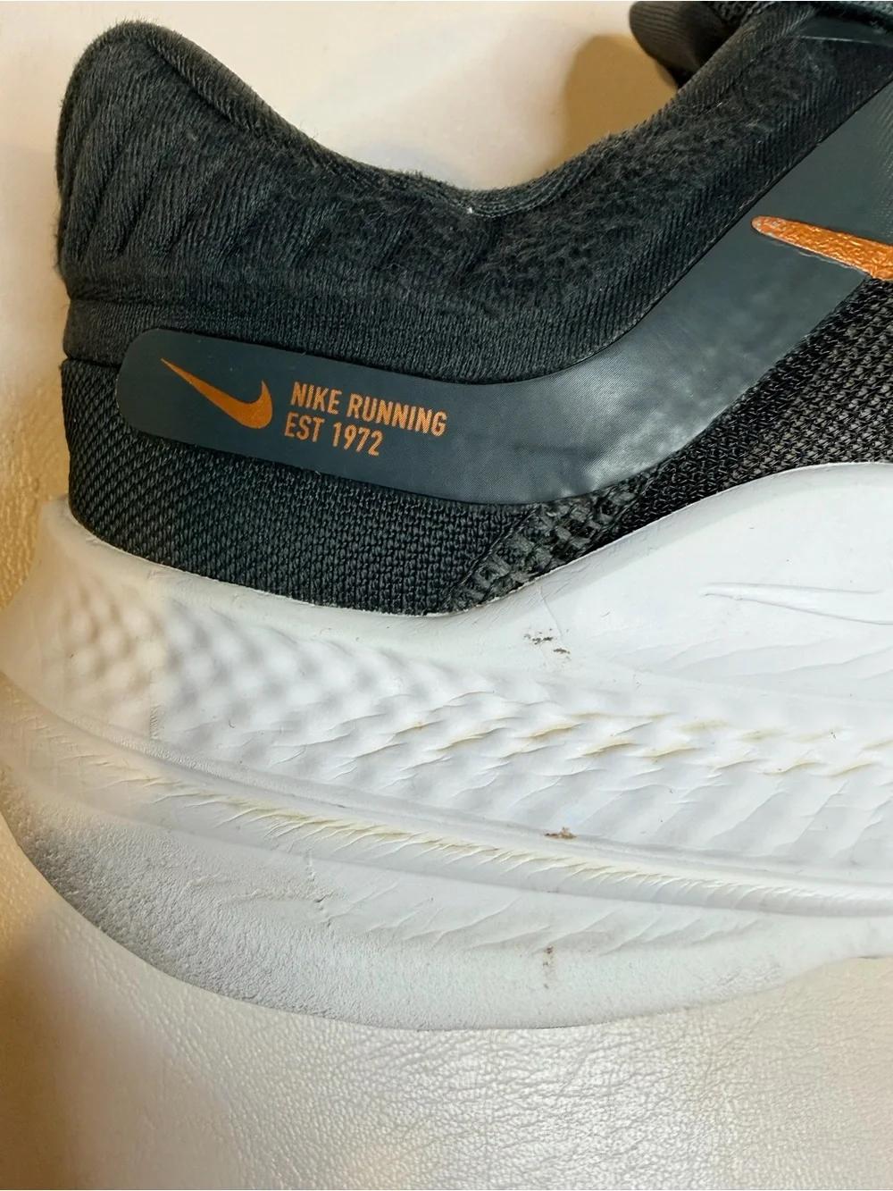 Nike quest women